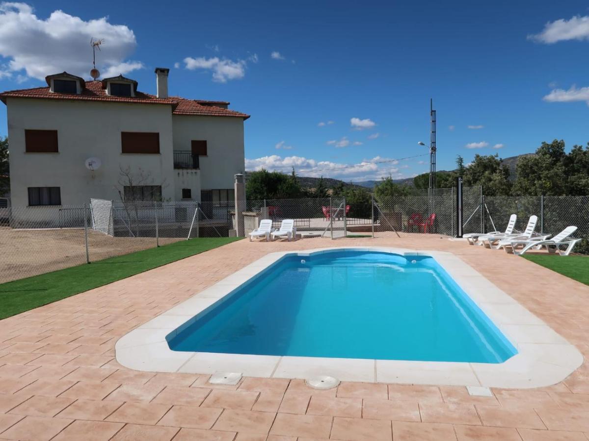 El Mirador Apartamentos El Barraco Екстер'єр фото